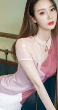 精选俊俏好看的白皙气质女生徐肉肉裙子类写真图集