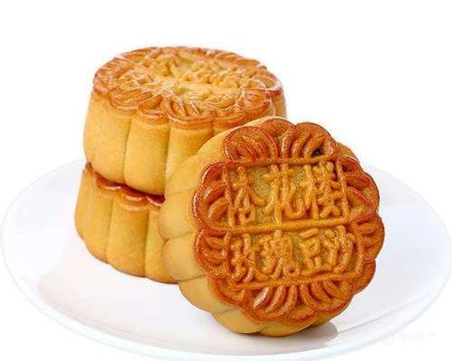 广式月饼图片-蛋黄馅广式月饼图片-美食中秋之广式月饼 第5张