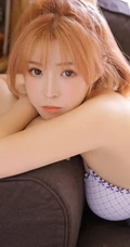 精选清新纯美肩带牛仔裤家居服少女唯美室内写真