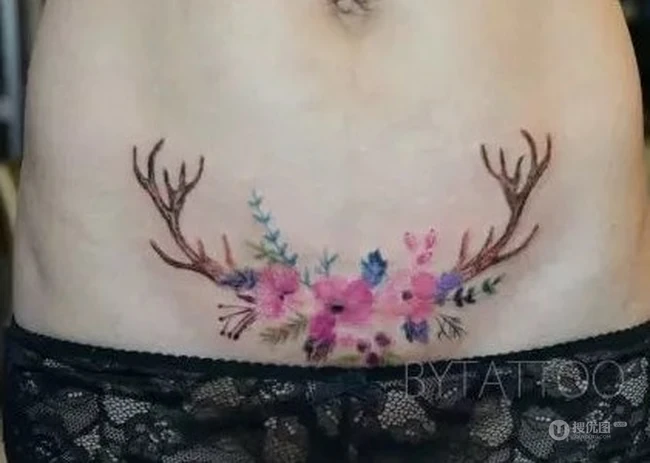 气质个性唯美适合女生腹部位置的纹身图案 第5张