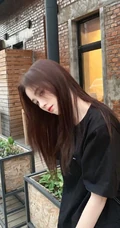 鞠婧祎微博晒生活，工作中各种好看的美美照片