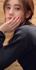 鞠婧祎微博晒生活，工作中各种好看的美美照片