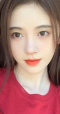 鞠婧祎微博晒生活，工作中各种好看的美美照片