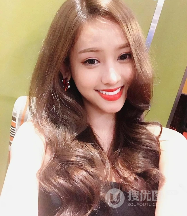 精选越南气质女生Thuyvi Cute气质写真，生活照片图集