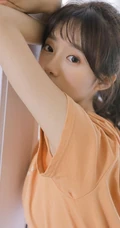 只想静静的发个呆，娇小少女一个人的闲暇时光