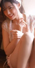 童年阳光里那一束美丽的花，花季少女唯美可爱室内写真照
