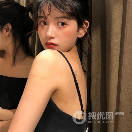 一起出去走走呗，好看的户外，室内等清新女生真人微信头像