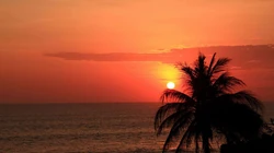 唯美夕阳下的大海，海边等好看景色风景壁纸图片