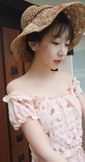 气质可爱又会跳芭蕾，气质女生陈潇自拍，生活照片图集