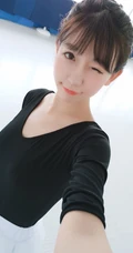 气质可爱又会跳芭蕾，气质女生陈潇自拍，生活照片图集