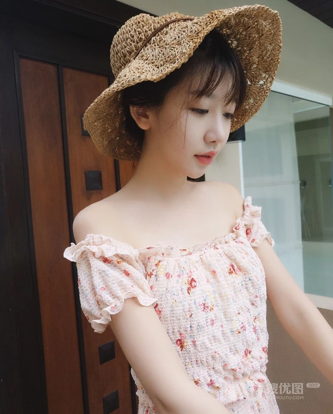 气质可爱又会跳芭蕾，气质女生陈潇自拍，生活照片图集