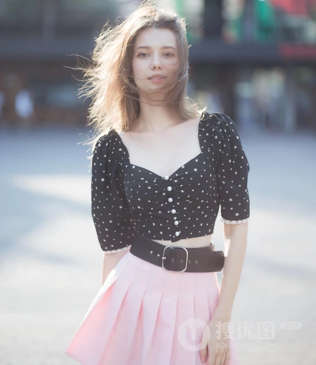 白俄罗斯气质清新女生Anastasia Cebulska高清写真图集