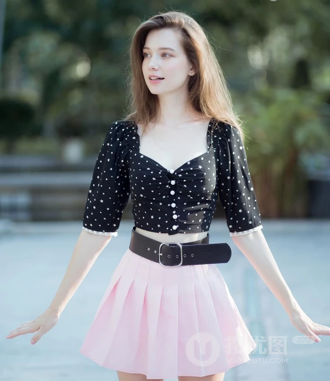白俄罗斯气质清新女生Anastasia Cebulska高清写真图集