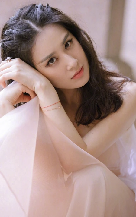 黄圣依气质礼裙连衣纱裙甜美怡人写真图片
