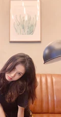 郑合惠子唯美气质写真生活照，两套服饰诠释别样魅力