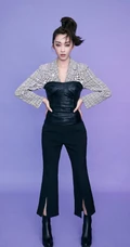 宣璐超紧身裤系列高清魅力写真，高马尾造型气质个性