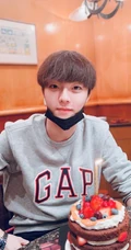台湾歌手陈立农晒生日美照，庆祝自己19岁生日快乐