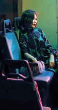 刘嘉玲造型多变登写真杂志，气质气氛浓烈，十分暧昧动人