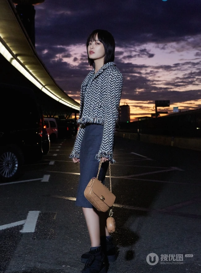 冷面美人辛芷蕾时尚甜酷街拍写真美图