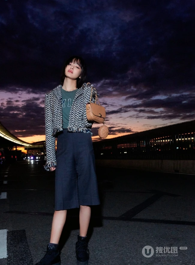 冷面美人辛芷蕾时尚甜酷街拍写真美图