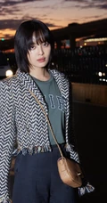 冷面美人辛芷蕾时尚甜酷街拍写真美图
