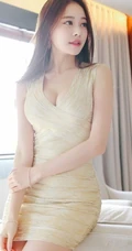 气质时尚气质女生紧身包臀连衣裙室内写真图片