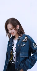刘诗诗甜美温婉牛仔服黑裙酷美写真图片