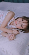 肩带印花睡衣少女居家清新可爱室内家居写真