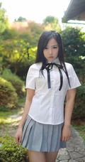 紧身制服短裙匀称少女徐微微户外公园气质写真图集