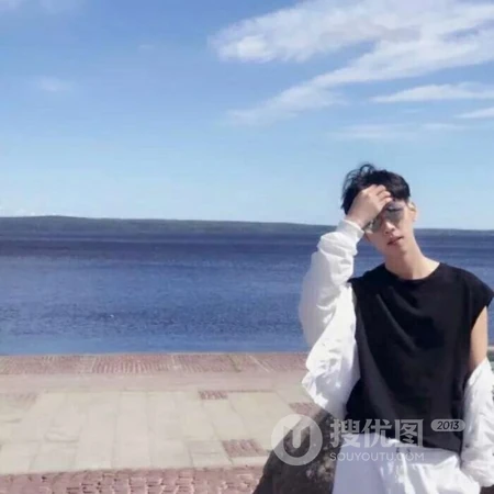 适合喜欢酷酷帅气好看的男孩子，男生高清微信头像
