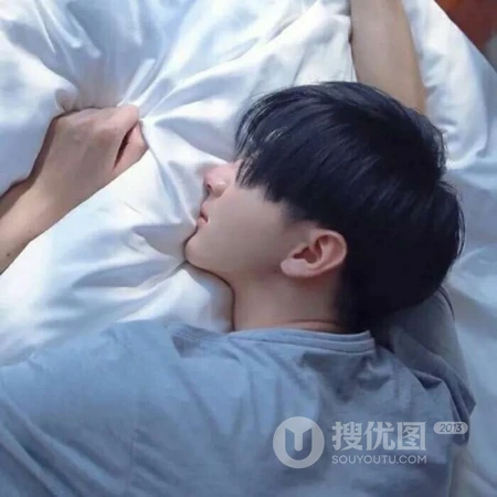 适合喜欢酷酷帅气好看的男孩子，男生高清微信头像