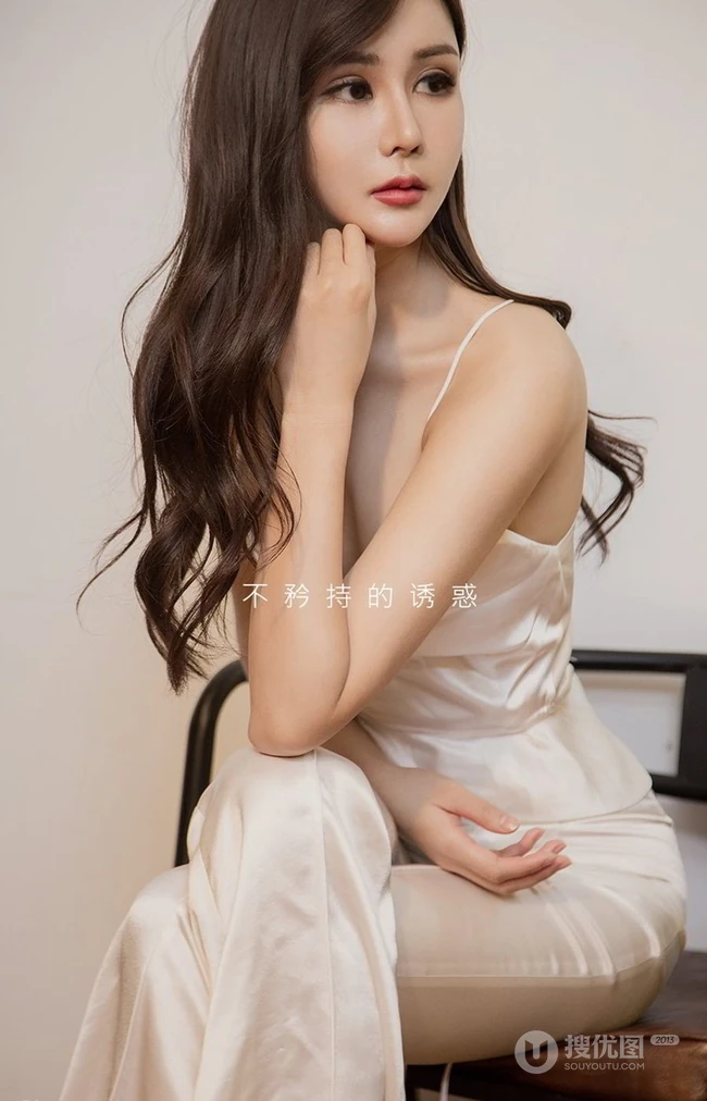 有一种女生，自带气质特质-女生Katrine不矜持的气质写真图片