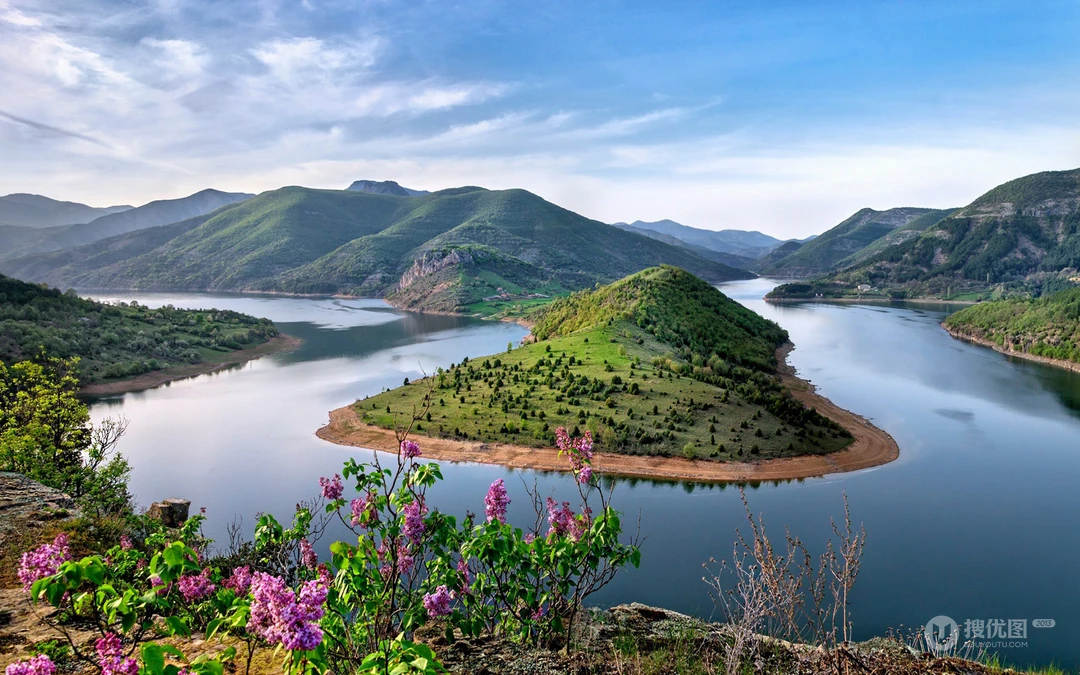 巍峨壮观唯美的山川，湖泊等高清风景桌面壁纸图片