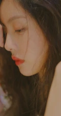 蔡文静草莓短袖装高清近镜头甜美动人写真图片