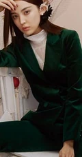 古力娜扎时尚另类穿搭造型写真图片，极具个性又非主流