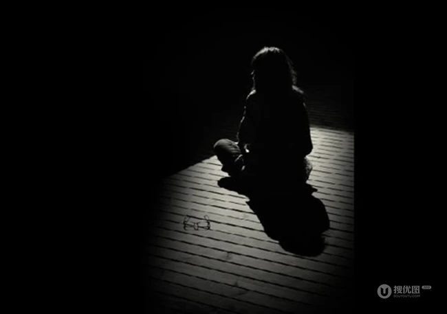 心情不好女生伤感悲伤忧伤背影等好看唯美图片 第4张
