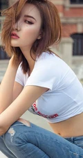 线条细腰气质女生梦baby街拍牛仔裤、连衣裙写真图片