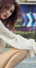 线条细腰气质女生梦baby街拍牛仔裤、连衣裙写真图片