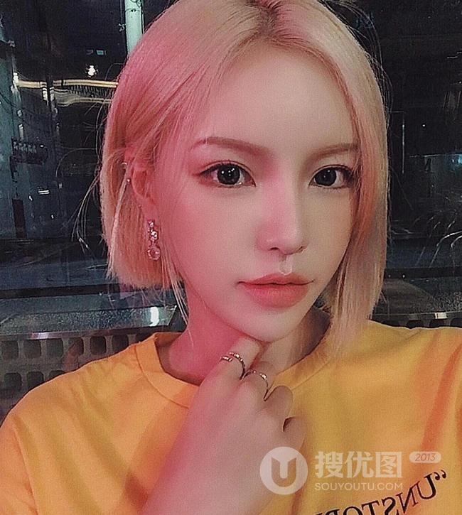 最新流行网红发型，左右高低不对称个性好看女生短发 第6张