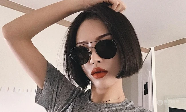 最新流行网红发型，左右高低不对称个性好看女生短发 第3张