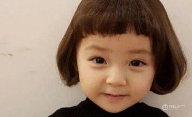 适合小女孩女童的可爱齐刘海短发，西瓜头等发型图片集 第3张