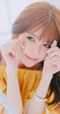韩国女生主播阿英气质唯美写真，自拍以及室内照图集