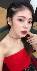 越南女生Liz Kim气质别样可爱自拍，生活照片图集