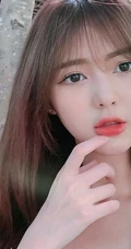 越南女生Liz Kim气质别样可爱自拍，生活照片图集