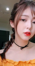越南女生Liz Kim气质别样可爱自拍，生活照片图集
