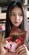 越南女生Liz Kim气质别样可爱自拍，生活照片图集
