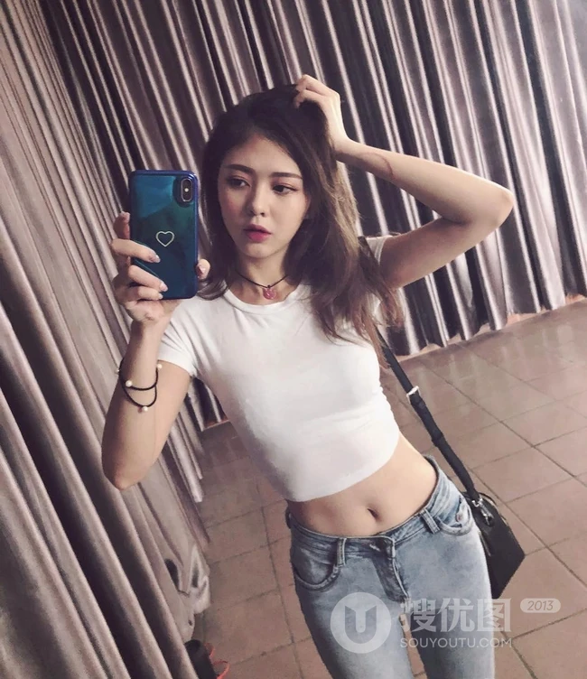 越南女生Liz Kim气质别样可爱自拍，生活照片图集
