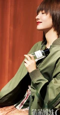 ​短发王子文时尚杂志写真大片，不同穿衣风格诠释不一样的女性魅力