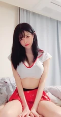 气质女生阿英气质好看肩带泳装家居服，写真，及生活照图集