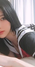 气质女生阿英气质好看肩带泳装家居服，写真，及生活照图集